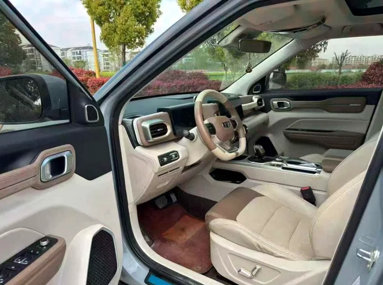 吉利icon 后面外观一