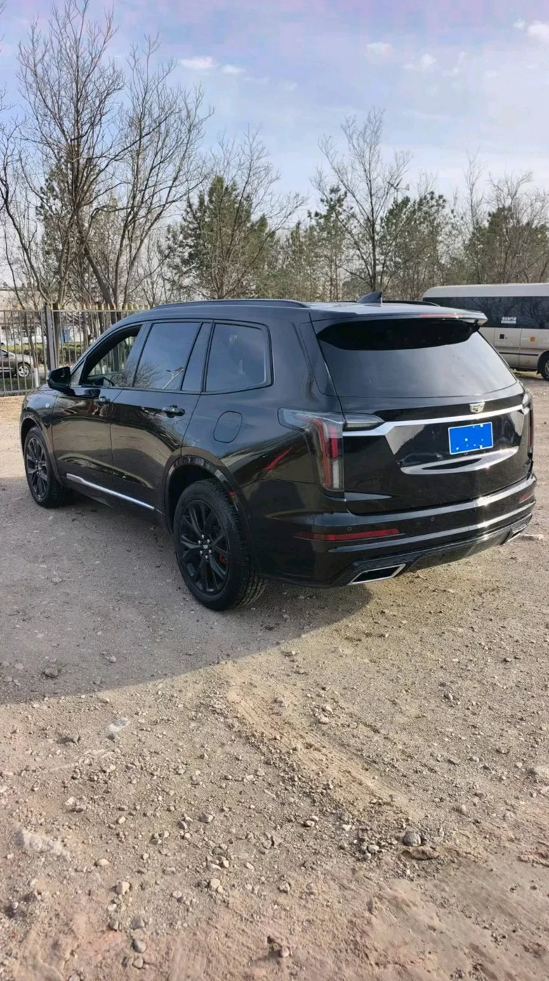 凯迪拉克XT6 后面外观一