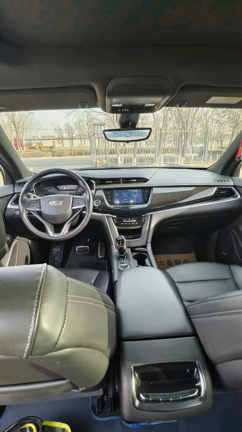凯迪拉克XT6 内饰后排