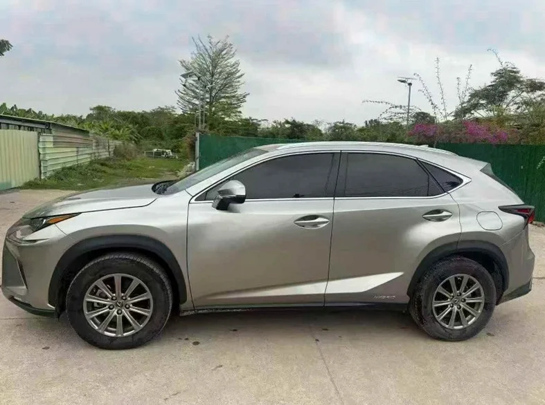 雷克萨斯NX 内饰前排