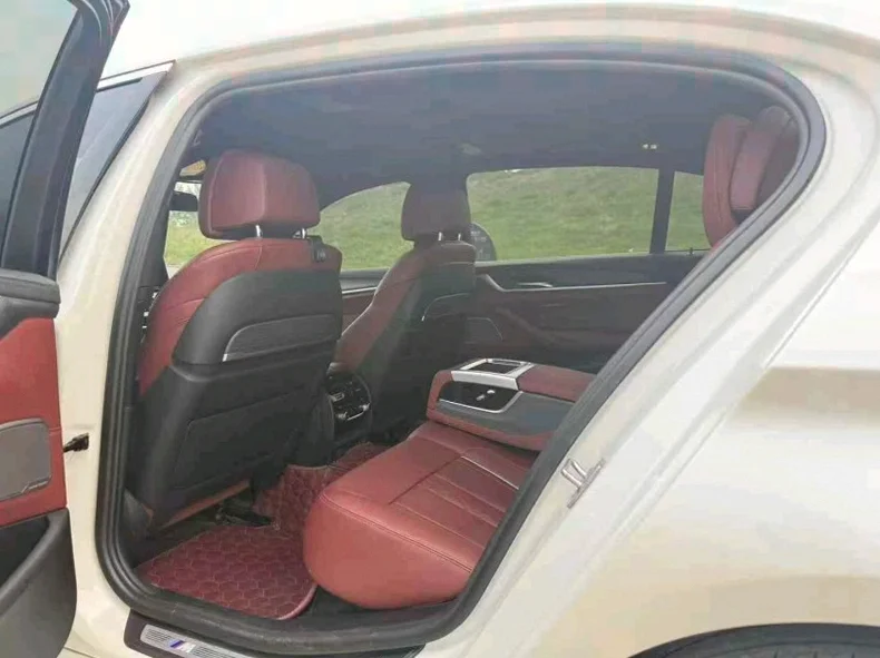 宝马5系 后面外观三