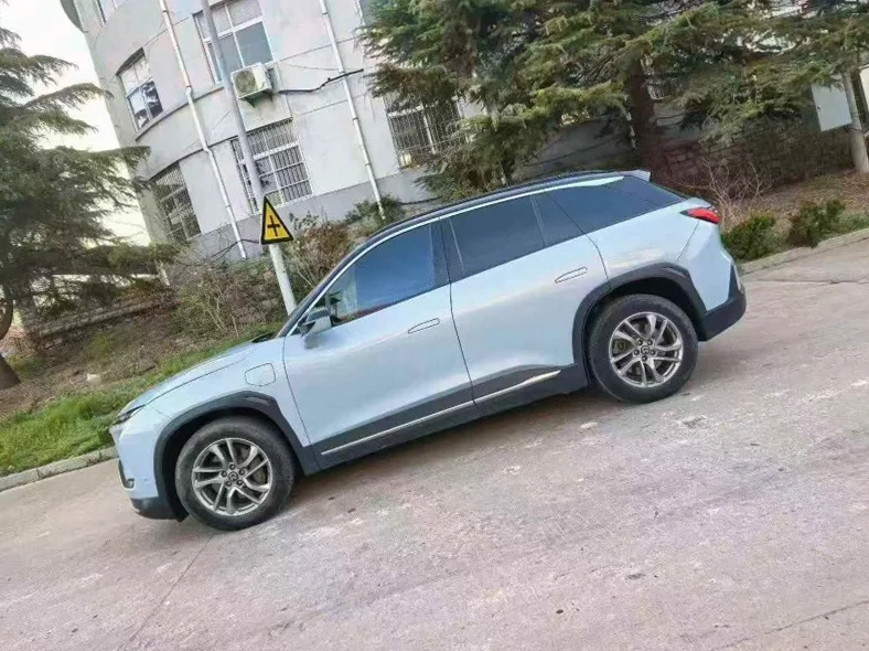 蔚来ES6 正面外观三