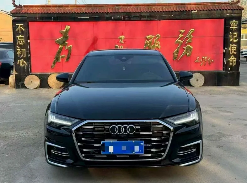 22年奥迪A6L 3.0T V6 quattro