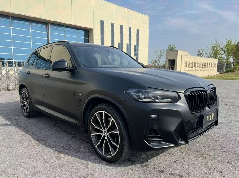 宝马X3 后面外观三