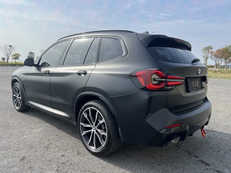 宝马X3 正面外观二