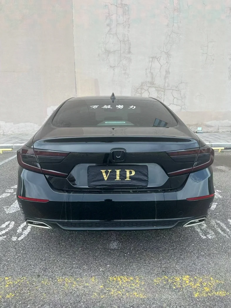 本田雅阁 内饰前排