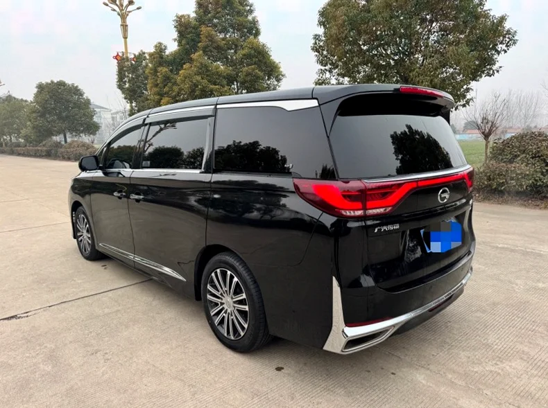 传祺M8 后面外观二