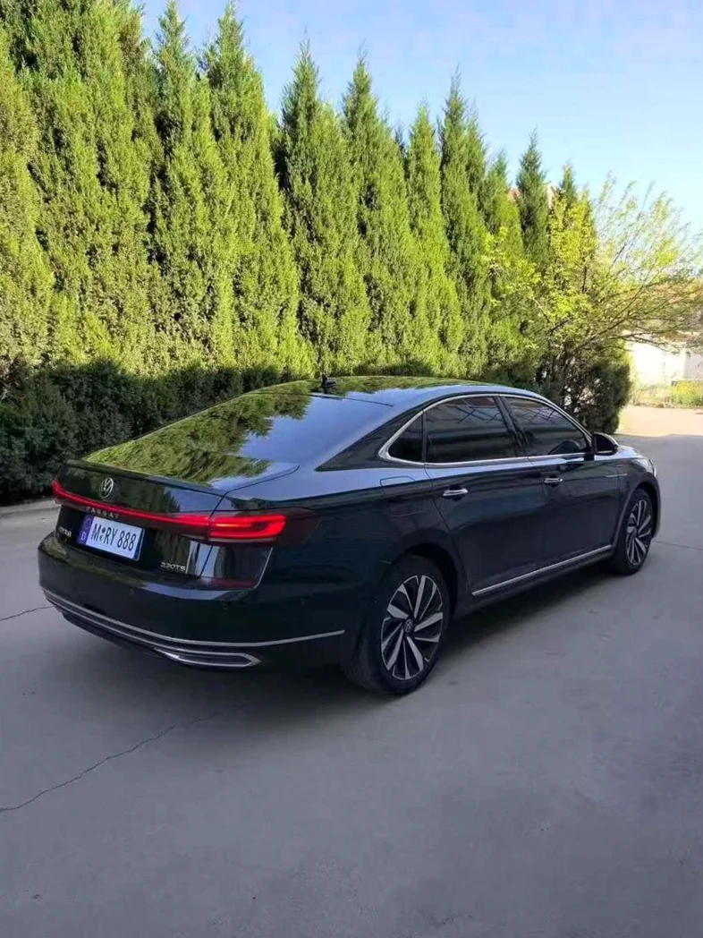 大众帕萨特 内饰前排