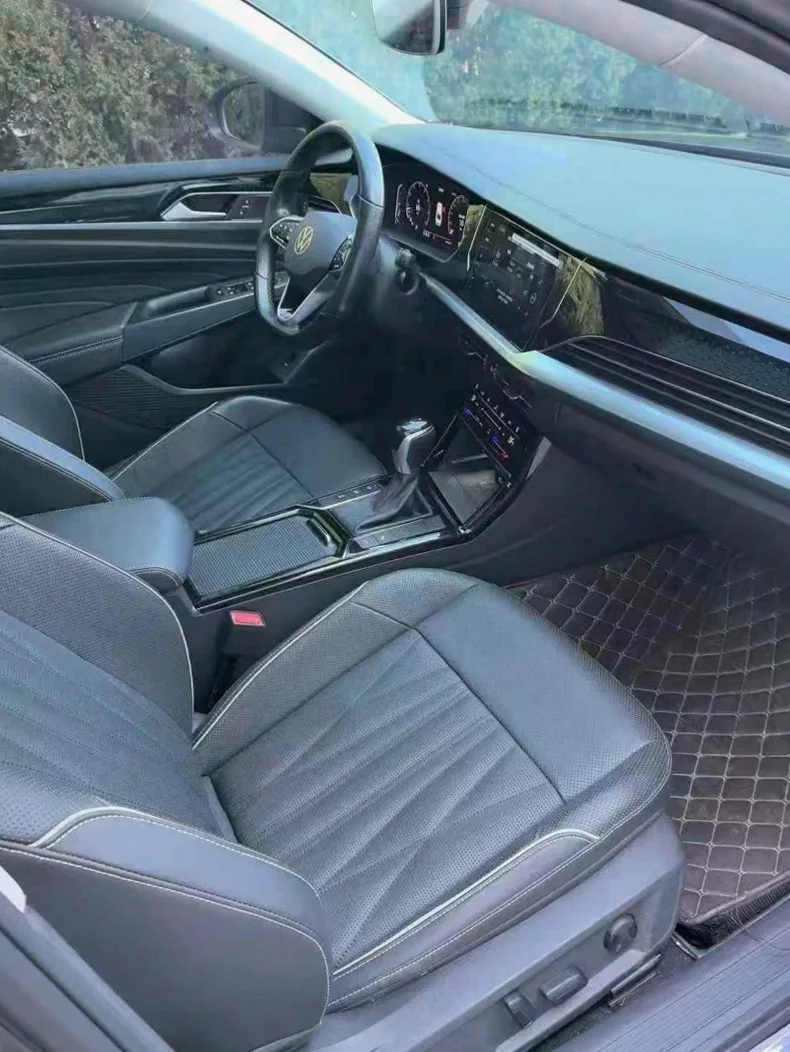 大众帕萨特 后面外观二