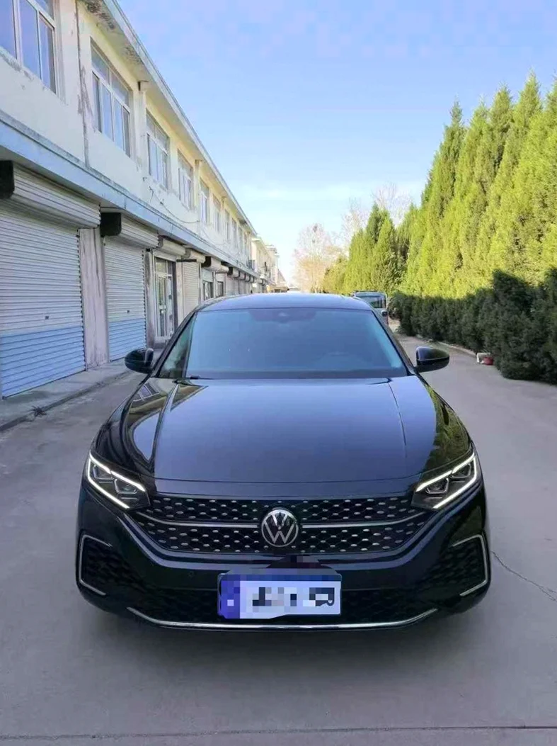 22年大众帕萨特330TSI星空尊贵版