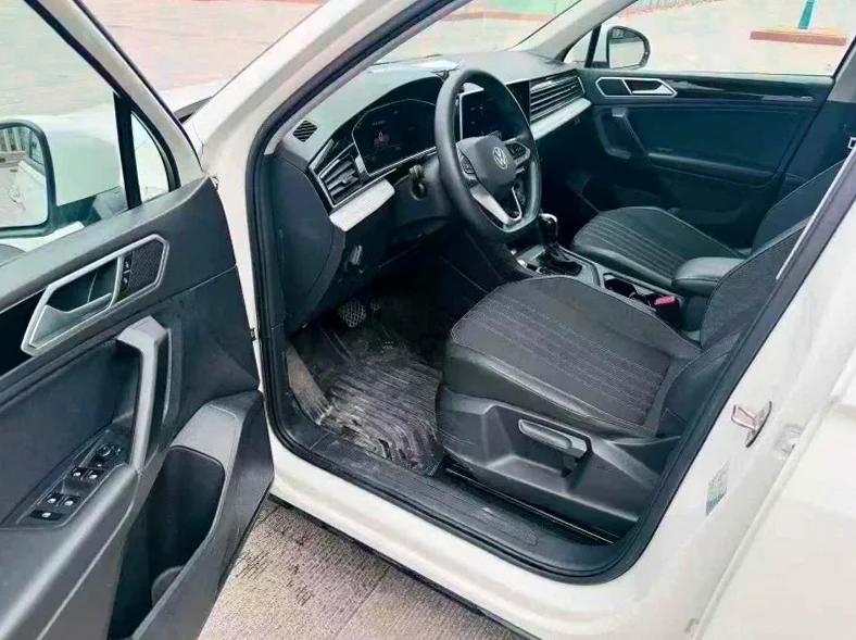 大众途观 后面外观三