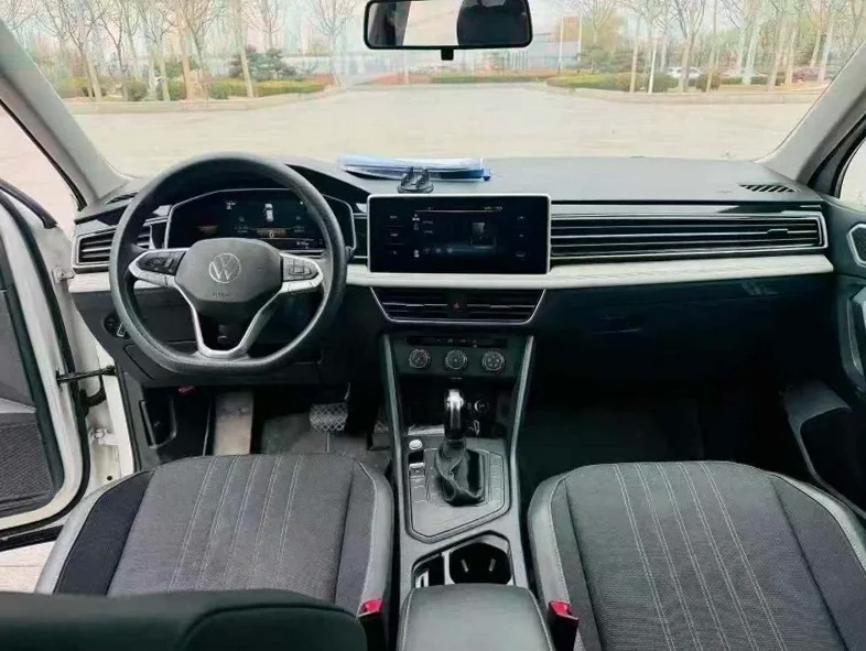 大众途观 后面外观一