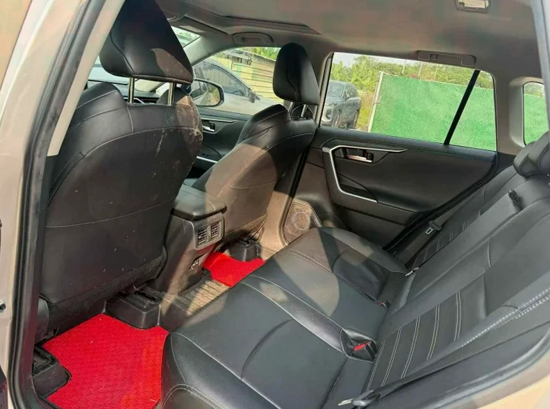 丰田威兰达 后面外观二