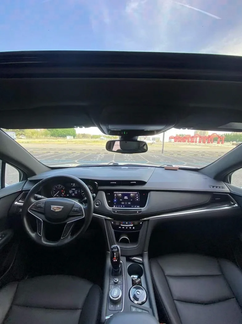 凯迪拉克XT5 后面外观二