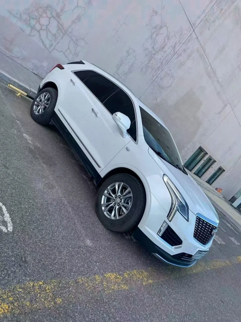 凯迪拉克XT5 正面外观二