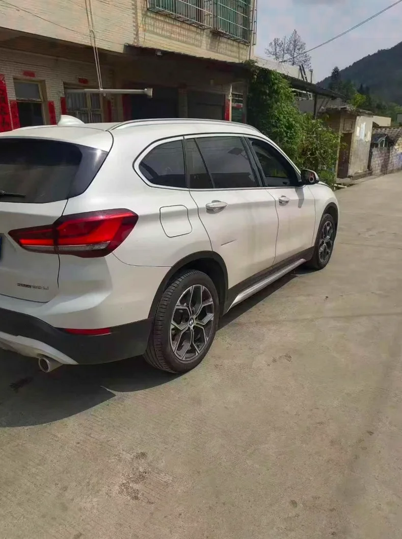 X1宝马 后面外观三