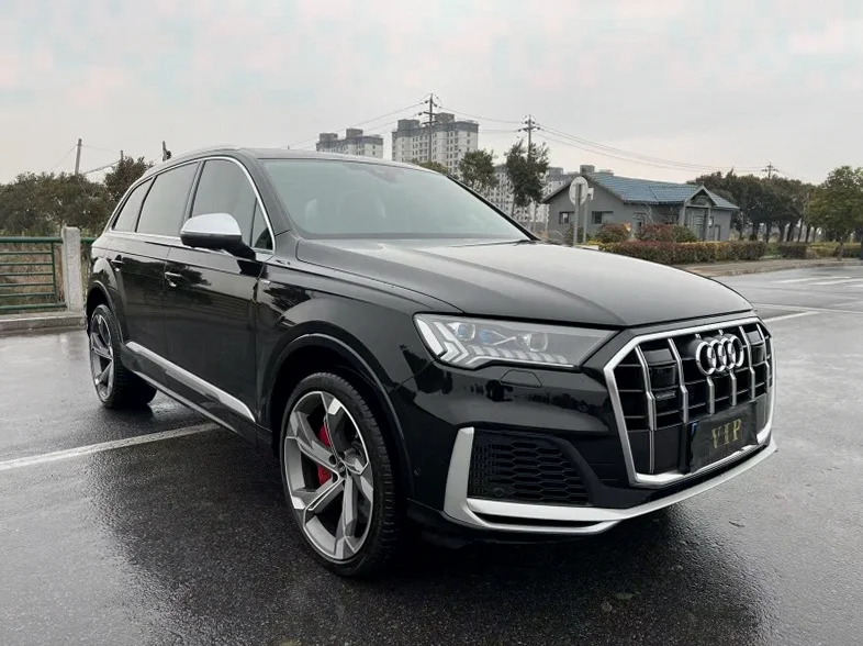 奥迪Q7 正面外观二