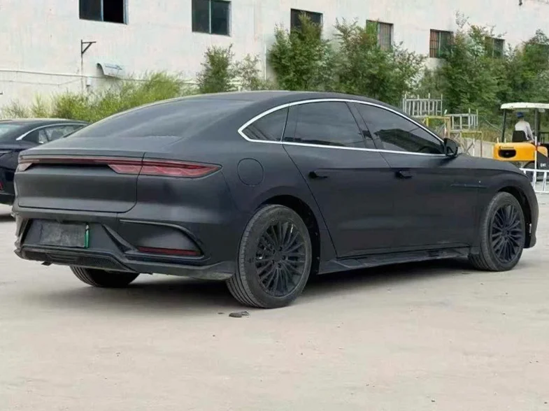 比亚迪汉 内饰前排