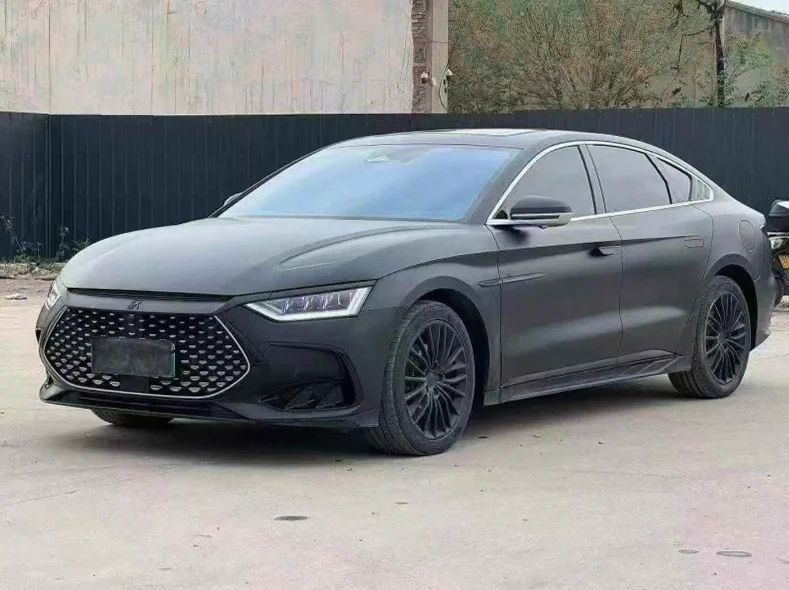 比亚迪汉 正面外观二