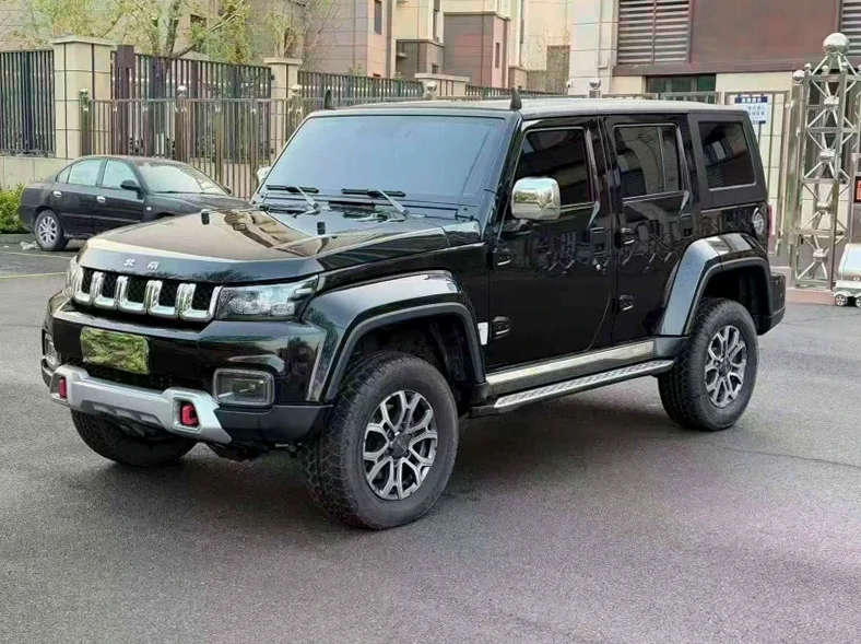 北京BJ40 正面外观二