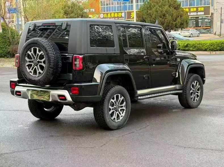 北京BJ40 内饰前排