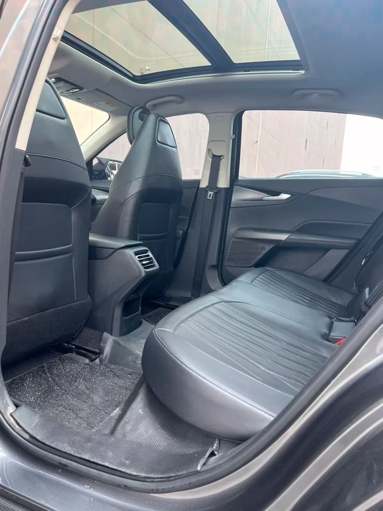 长安汽车逸达 内饰后排