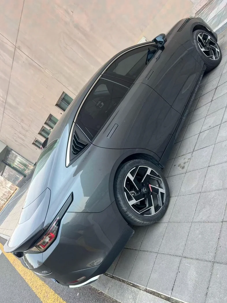 长安汽车逸达 内饰前排