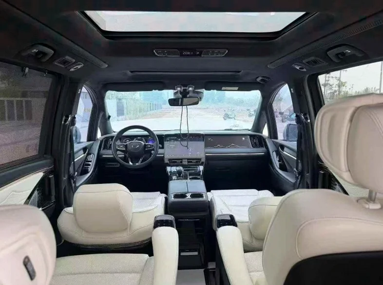 传祺M8 后面外观二