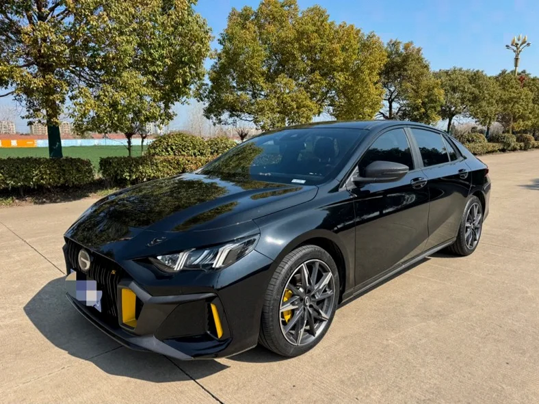 传祺影豹 正面外观二