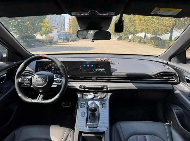 传祺影豹 驾驶室