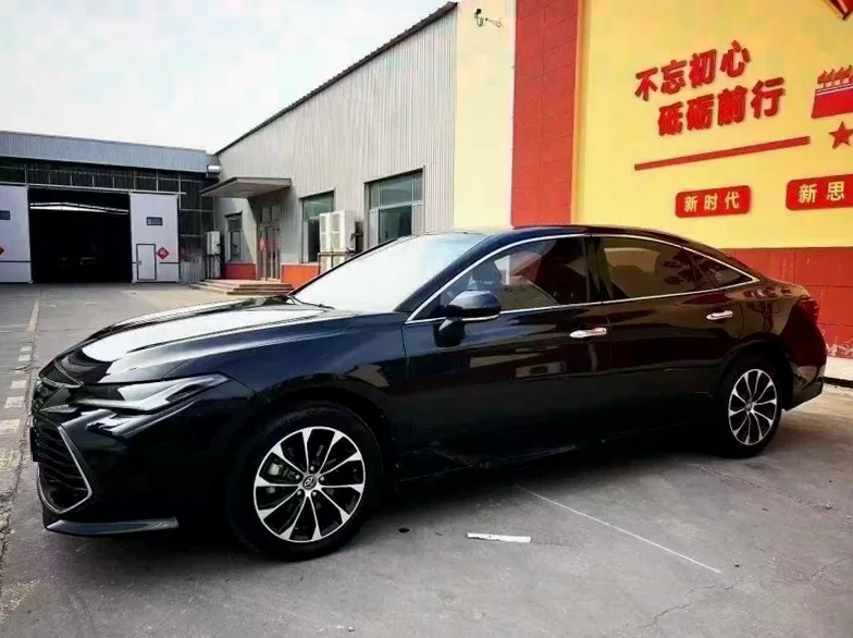 丰田亚洲龙 正面外观二