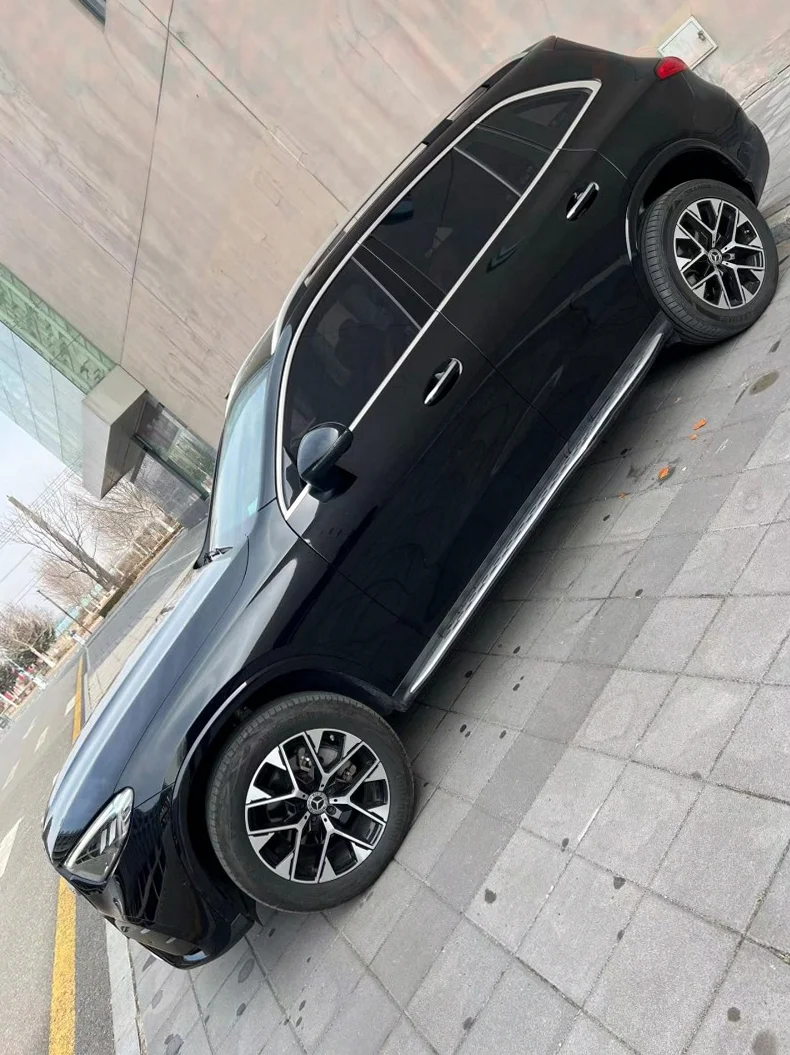 奔驰GLC 后面外观三