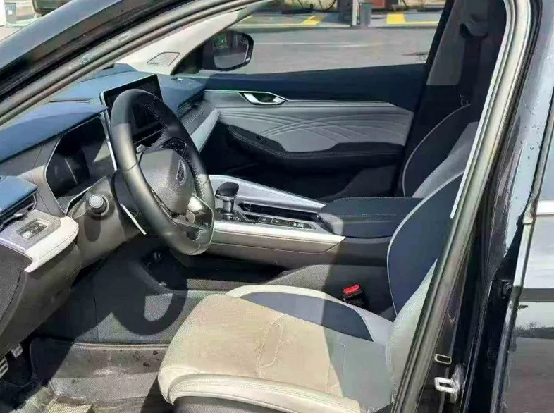 吉利星瑞 后面外观一