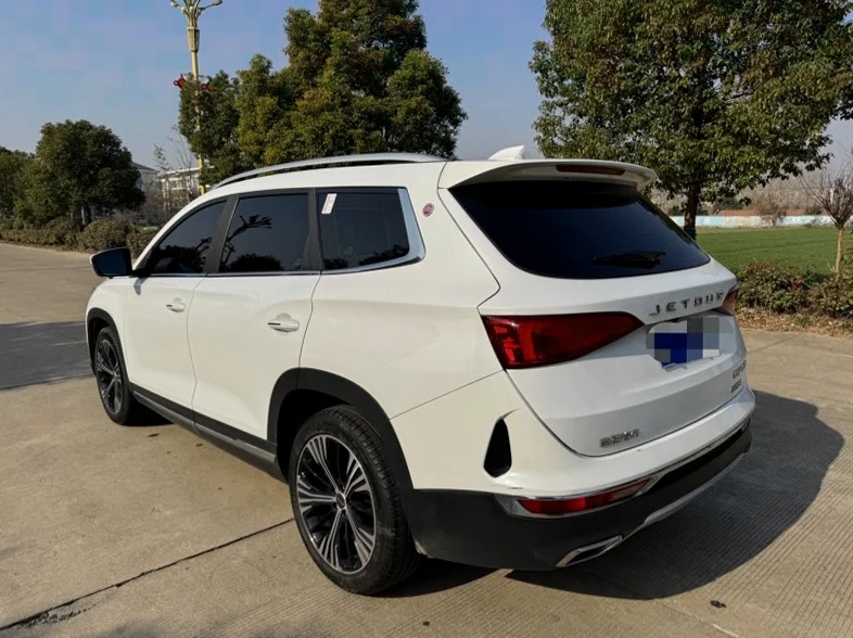 奇瑞捷途 后面外观二