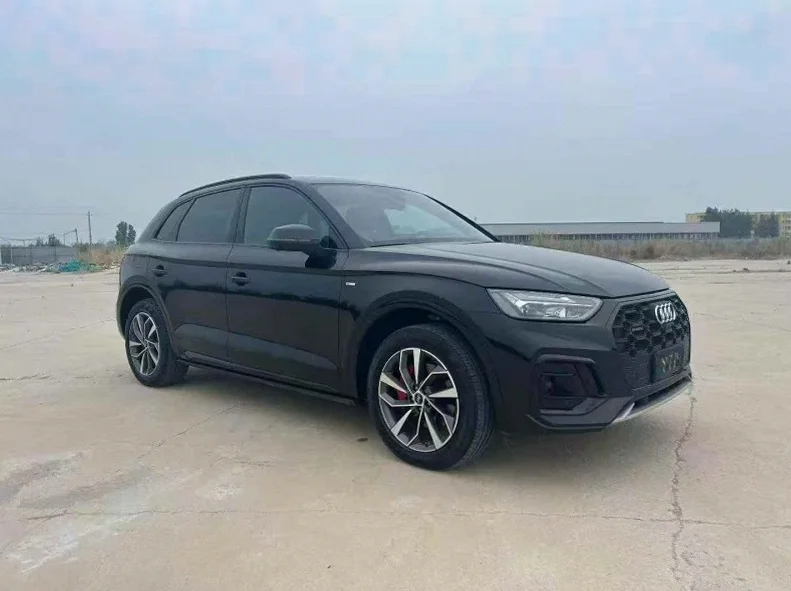 奥迪Q5 正面外观三