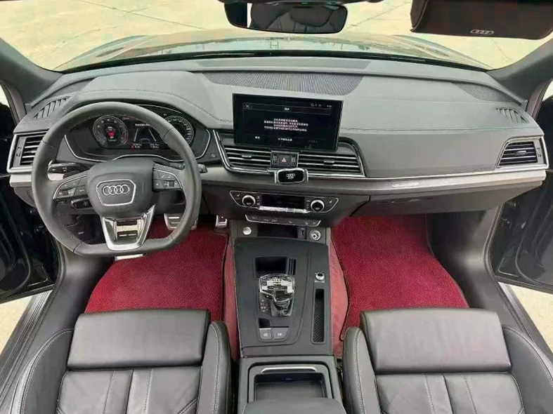 奥迪Q5 后面外观一