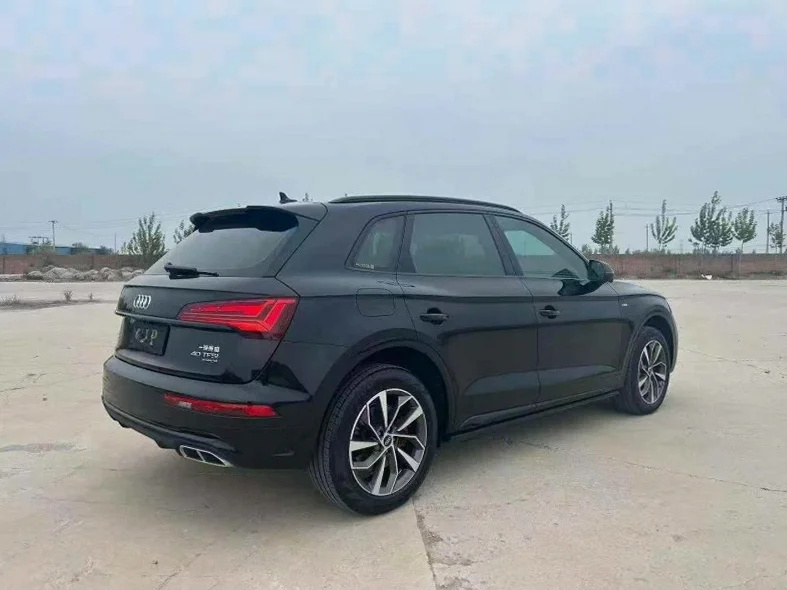 奥迪Q5 内饰后排