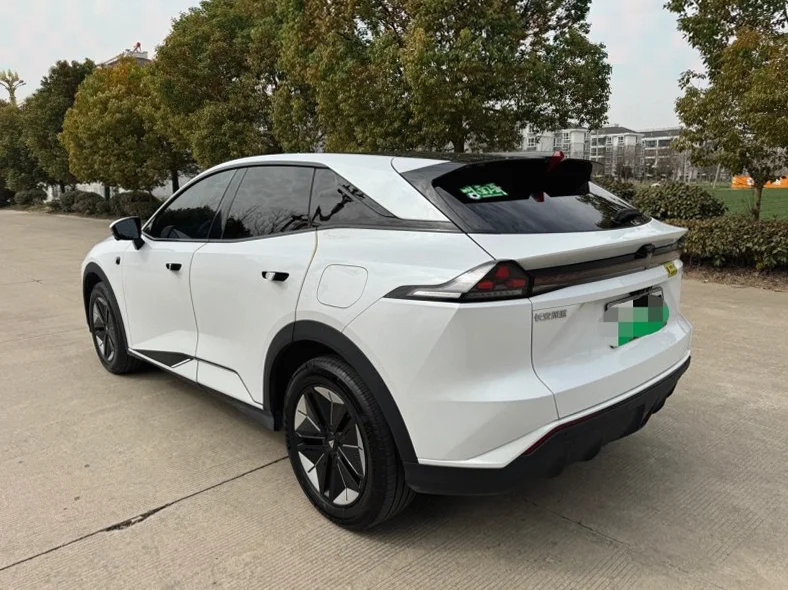 长安汽车深蓝 后面外观二