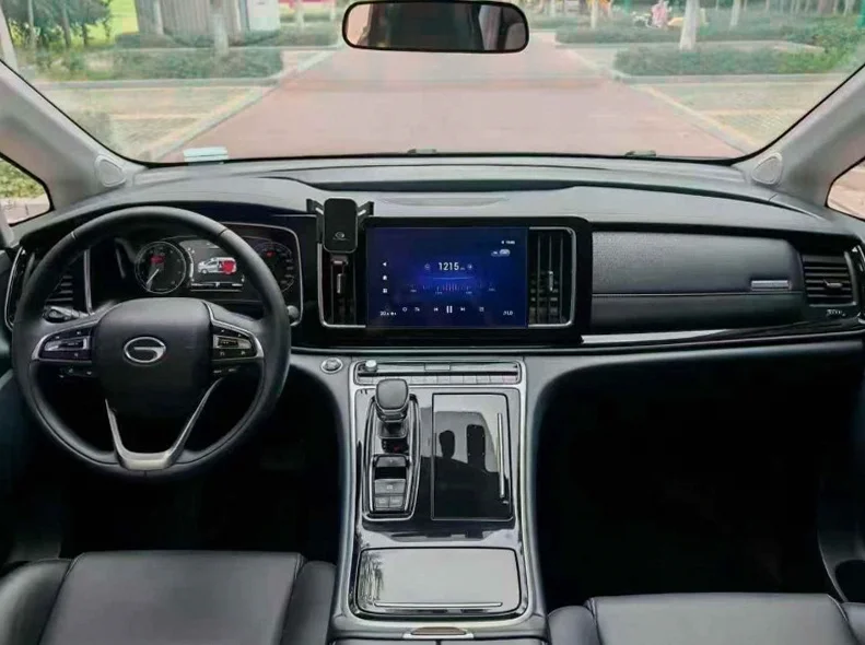 传祺M8 后面外观三