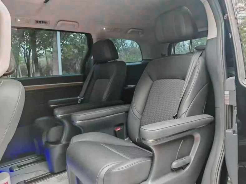 传祺M8 后面外观二