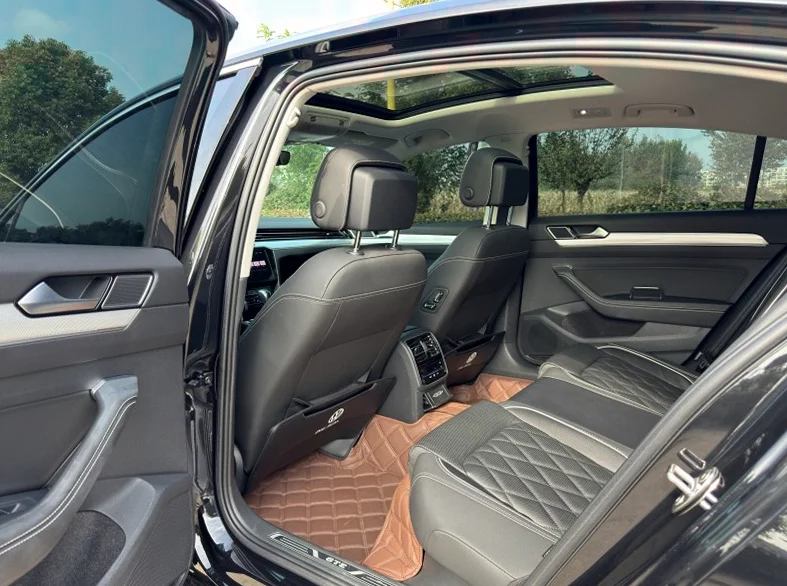 大众迈腾 内饰前排