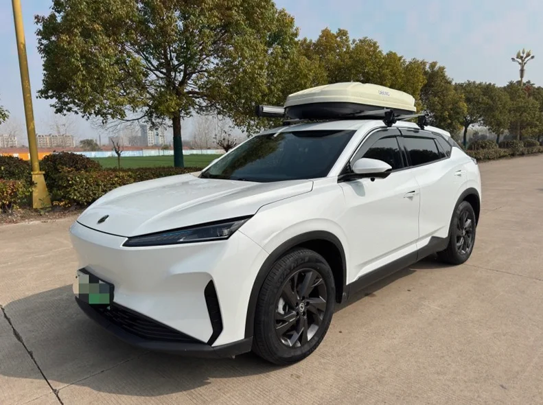 风神东风 正面外观二