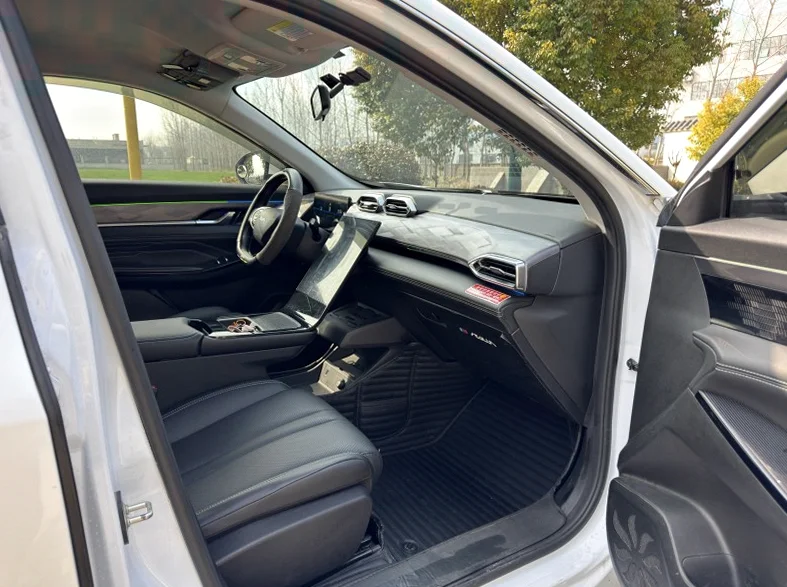 风神东风 内饰后排