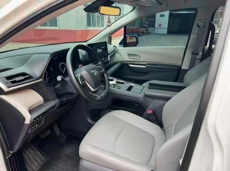 丰田格瑞维亚 后面外观三