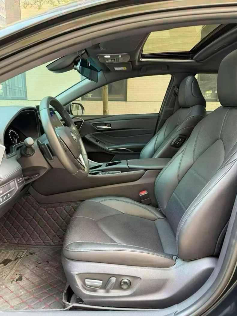 丰田亚洲龙 后面外观三