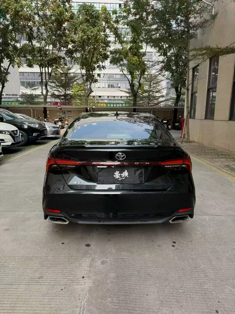 丰田亚洲龙 后面外观二