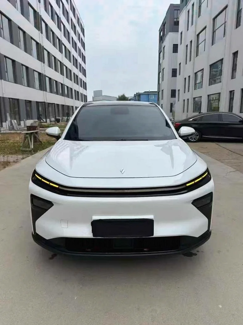 24年吉利睿蓝7大型纯电SUV