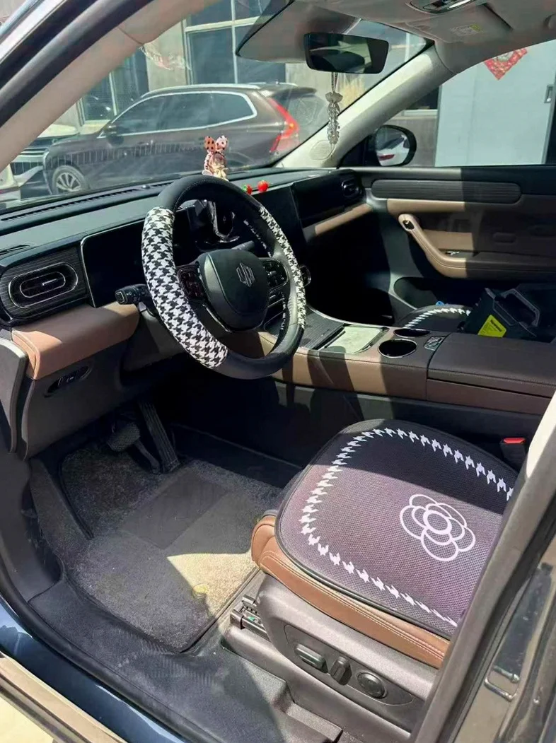 零跑汽车C11 正面外观三