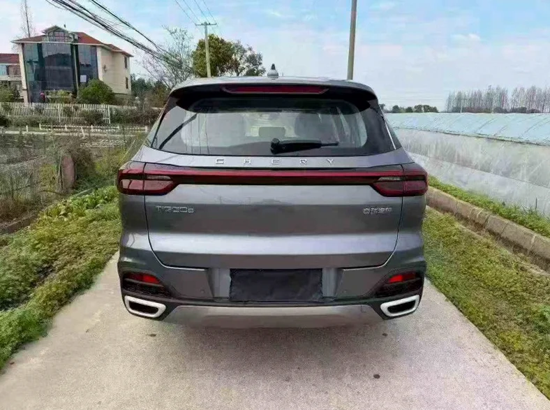 奇瑞瑞虎 内饰后排