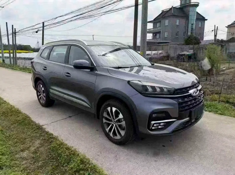 奇瑞瑞虎 正面外观三